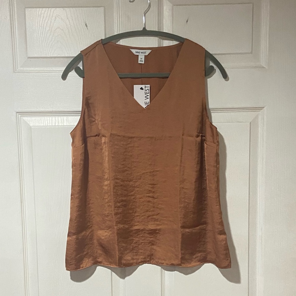 Nine West V-neck Shell